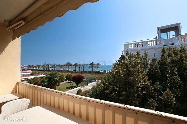 Appartement 1 pièce 40 m² · à Vallauris · 40 m² · 750 €