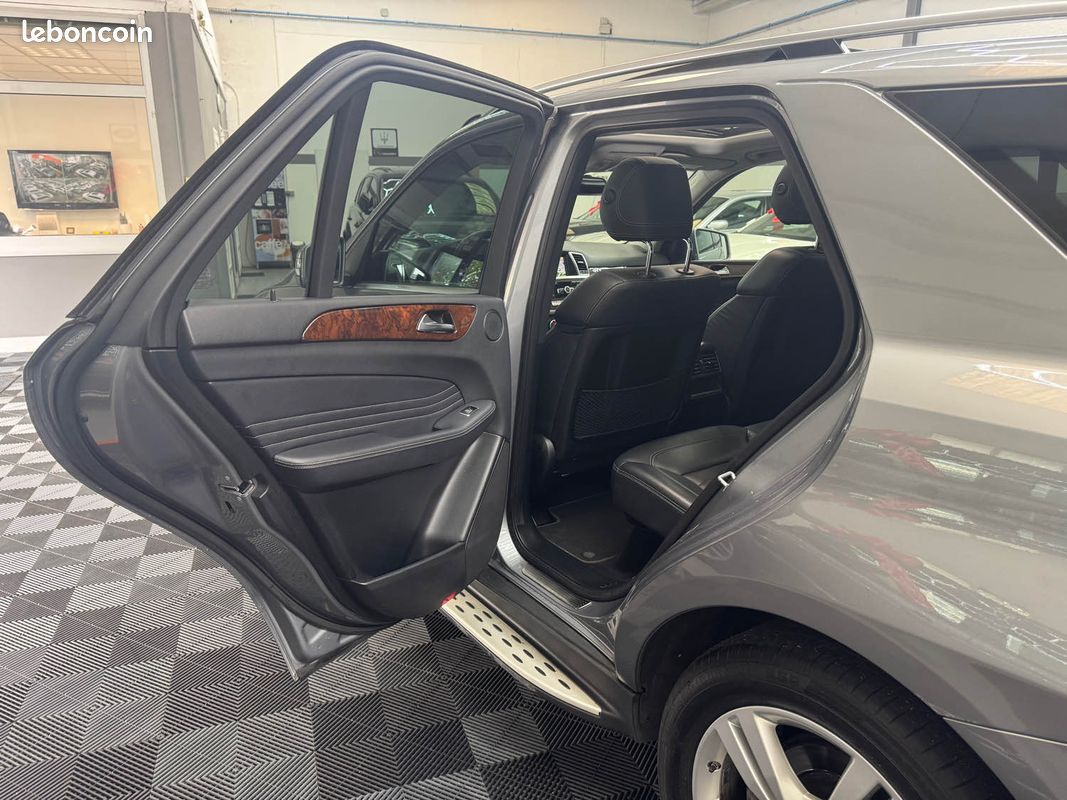 MERCEDES CLASSE ML 350 CDI V6 258ch BLUETEC FASCINATION FULL 4MATIC 7G-TRONIC GARANTIE 12 MOIS 🇨🇵 (image 29)