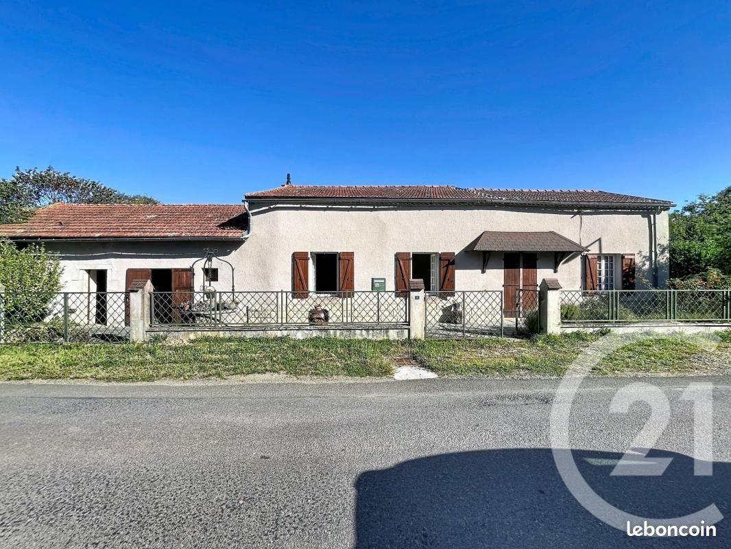 Maison 5 pièces 107 m² · à Le Mayet-d'École · 107 m² · 119 000 €