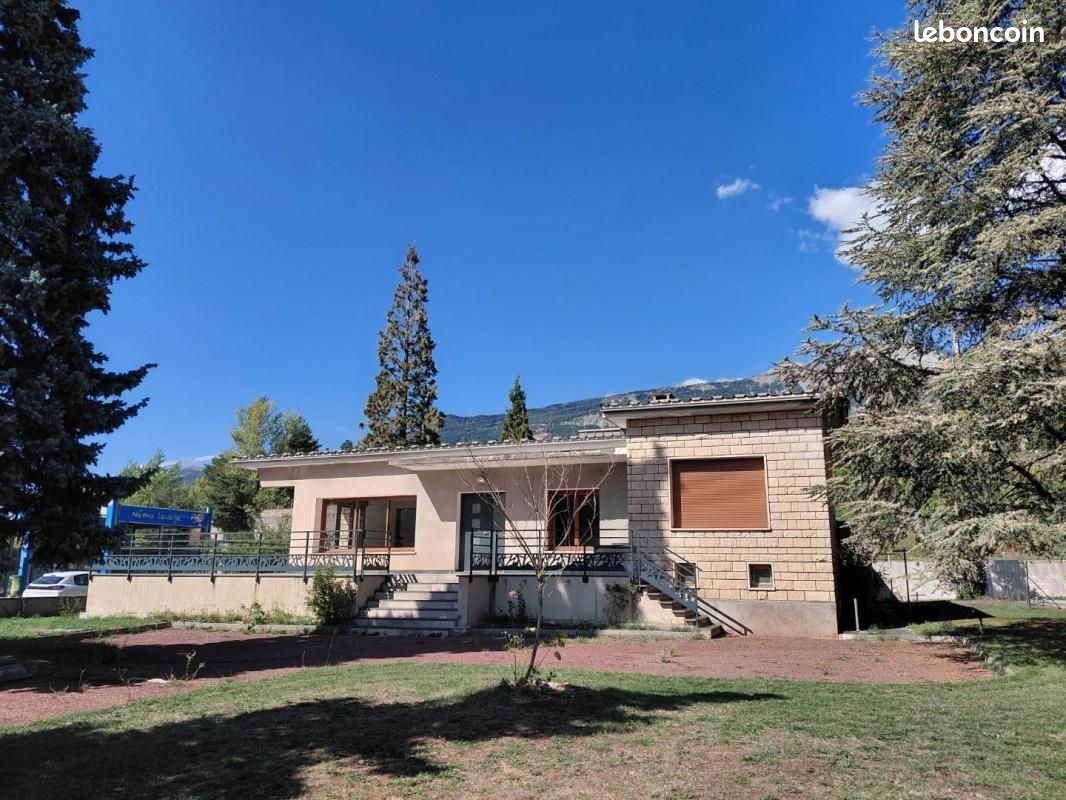 Maison 4 pièces 122 m² · à Chorges · 122 m² · 1 400 €/mois
