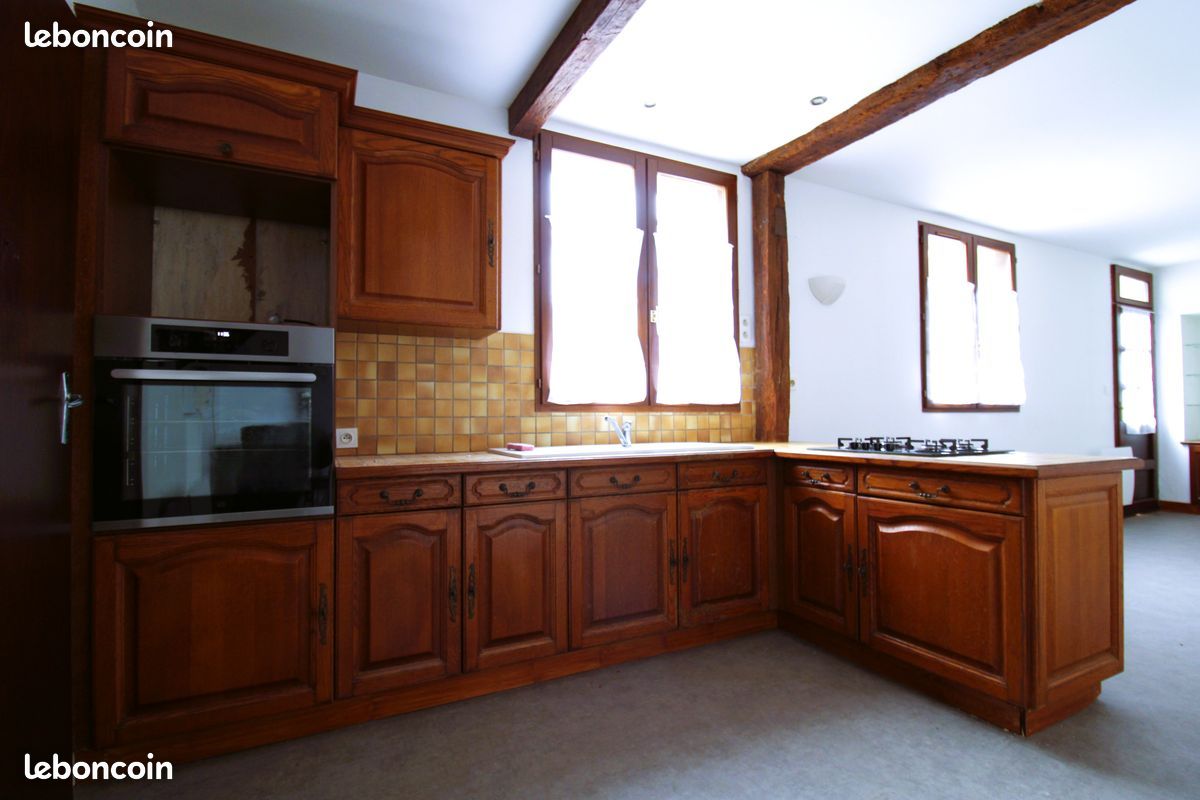Appartement 2 pièces 60 m² · à Saint-Florentin · 60 m² · 550 €/mois