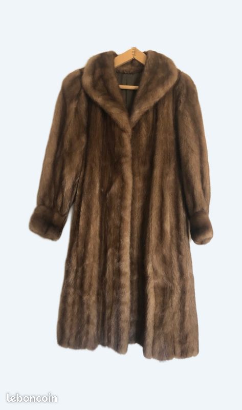 Manteau En Vison Pleine Peau – Marque Fourrures Du Nord Paris, Taille L, Couleur Marron