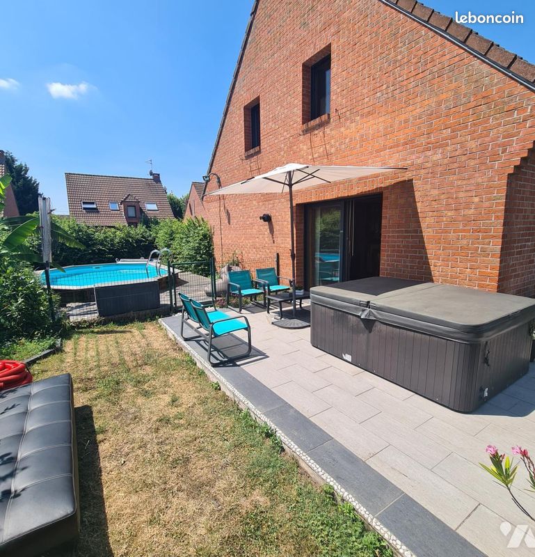 Maison 5 pièces 104 m² · à Houplines · 104 m² · 349 000 €