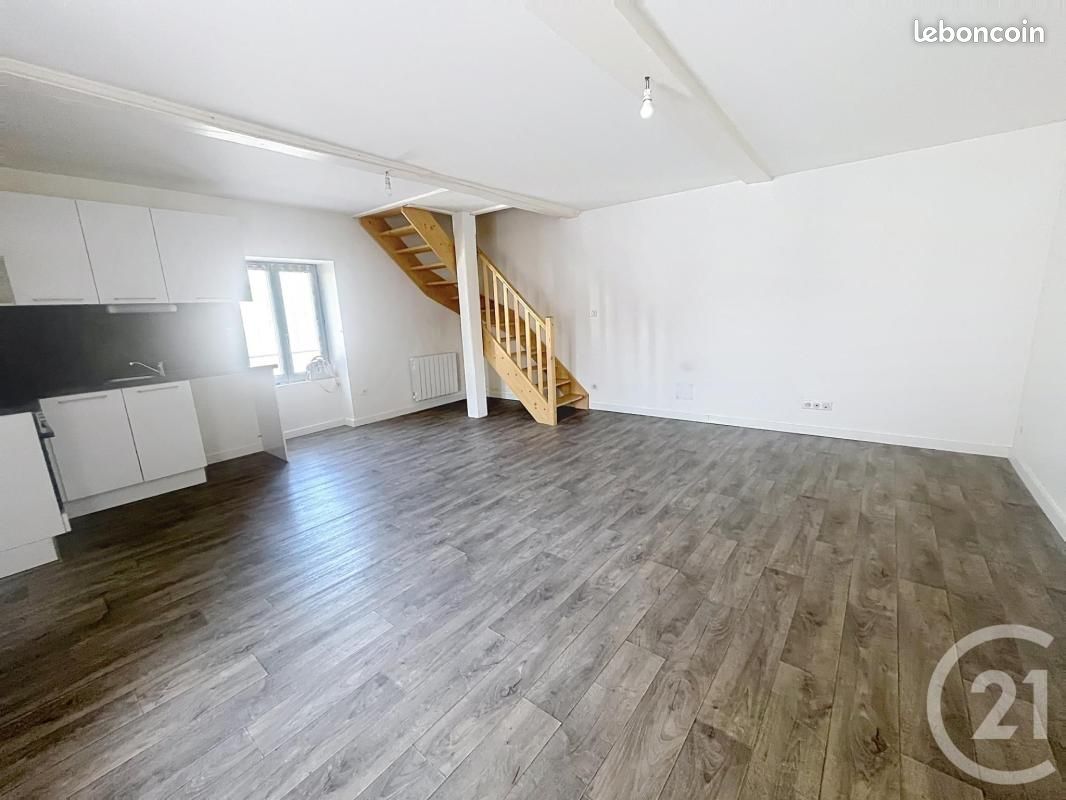 Maison 3 pièces 61 m² · à Combronde · 61 m² · 635 €