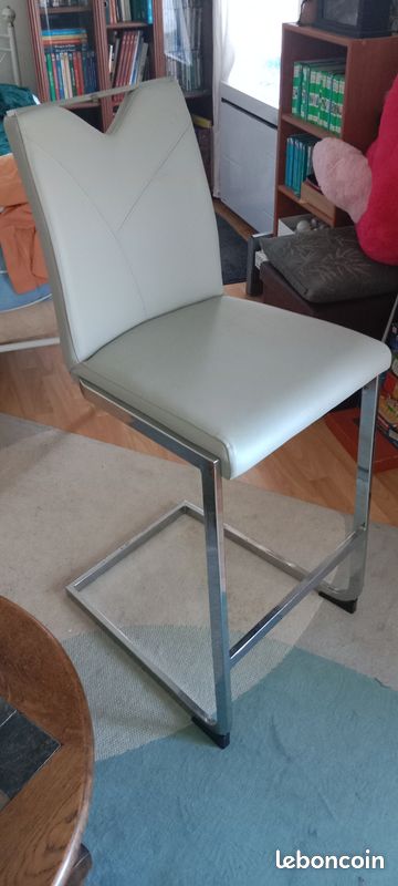 Chaise de bar (image 1)