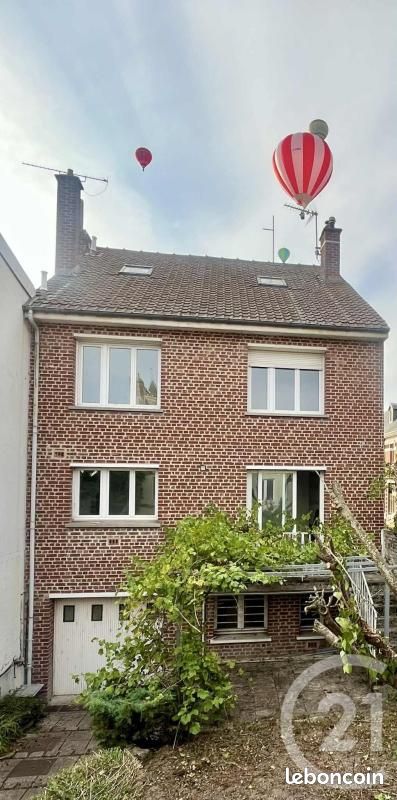 Maison 10 pièces 178 m² · à Péronne · 178 m² · 179 000 €