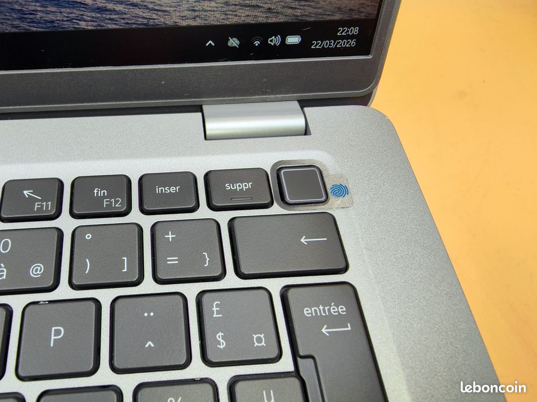 Dell Latitude 5510 - Core i5 10ᵉ Gén 16 Go RAM 256 Go SSD 15,6
