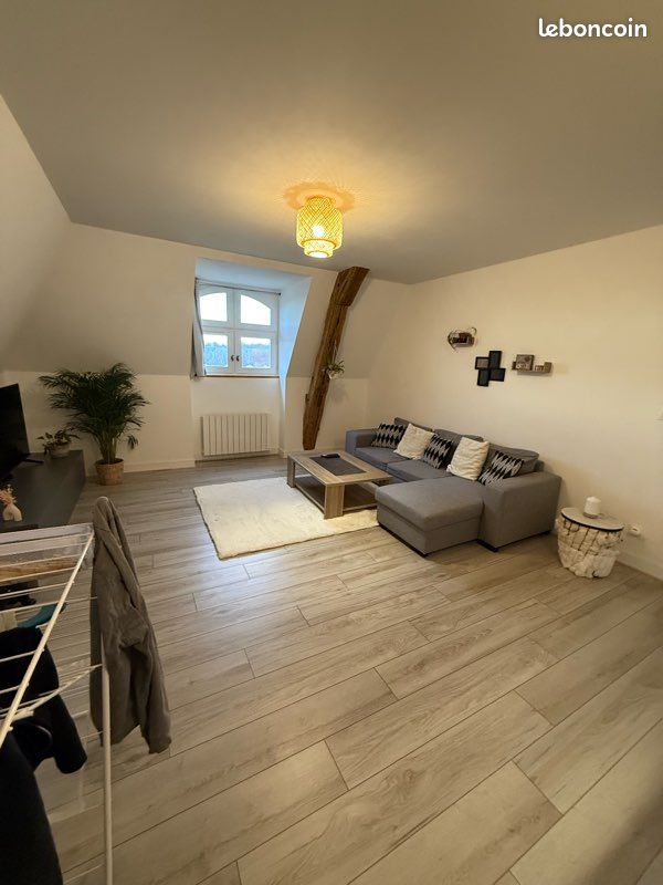Appartement 4 pièces 64 m² · à Richelieu · 64 m² · 90 000 €