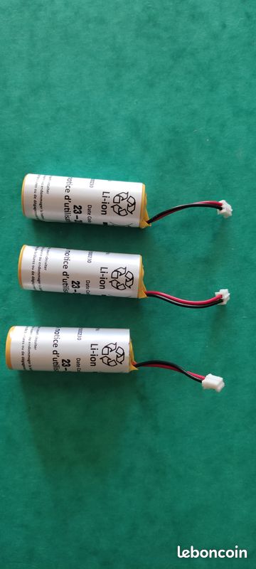 Lot de 3 Batteries alarme DAITEM RXU03X 3.6V (image 1)