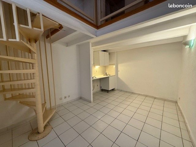 Appartement 2 pièces 33 m² · à Hyères · 33 m² · 382 €
