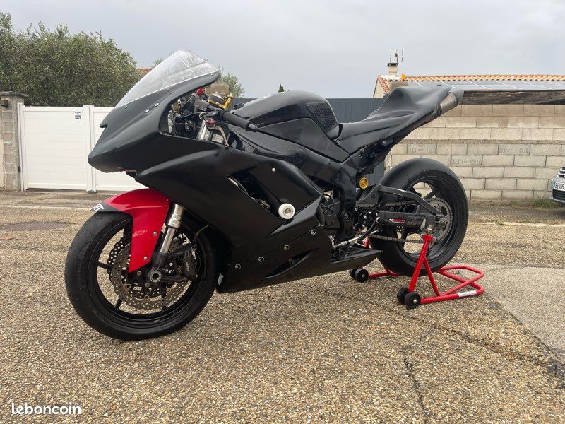 Kawasaki ZX6R Ninja piste (image 1)
