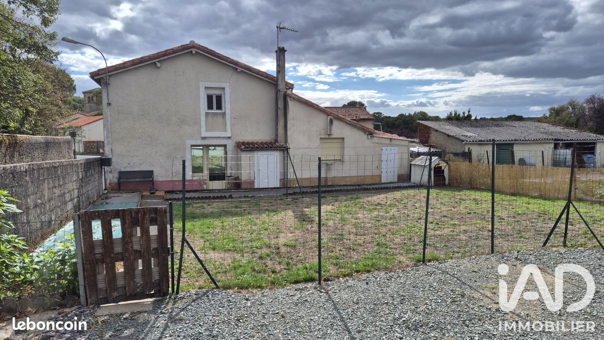 Maison 3 pièces 54 m² · à Mauléon · 54 m² · 74 000 €