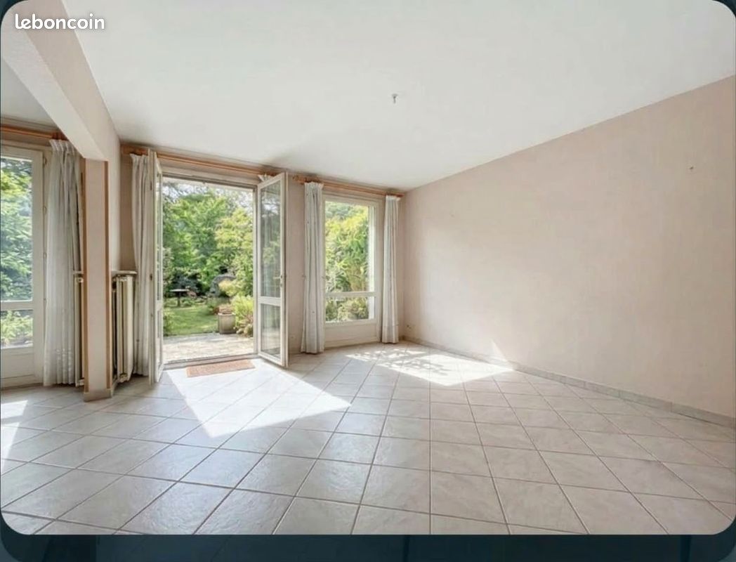 Maison 6 pièces 122 m² · à Nogent-sur-Oise · 122 m² · 230 000 €