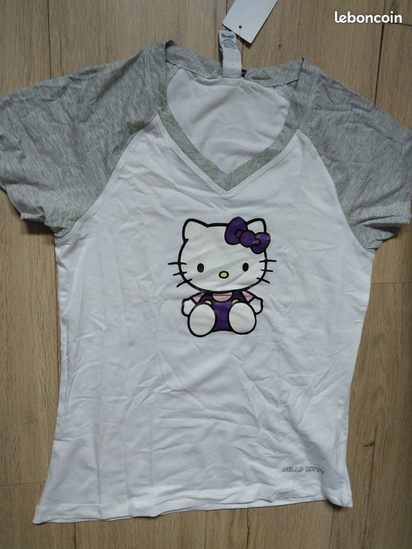 Haut Manches Courtes Hello Kitty Gris, Taille L, Coton/polyester, Occasion En Très Bon état