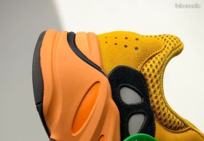 AD Yeezy Boost 700 "Sun" (image 8)