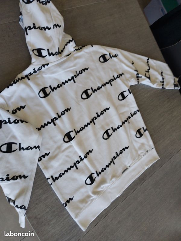 Champion Sweatshirt Pull Champion Noir Femme Capuche Pull Champion - Main Image