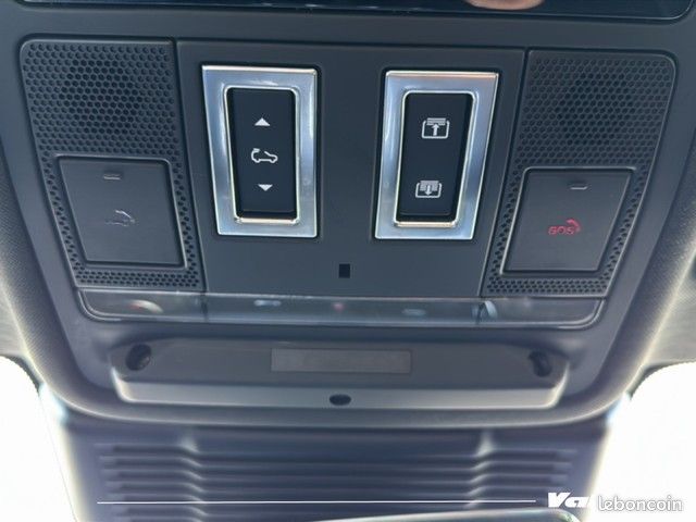 Land Rover Range Rover Evoque MARK III P300E BV... (image 10)