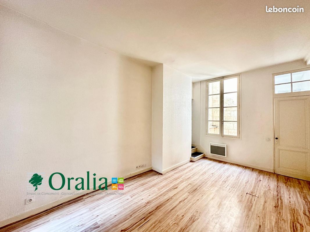Appartement 2 pièces 49 m² · à Bordeaux · 49 m² · 705 €