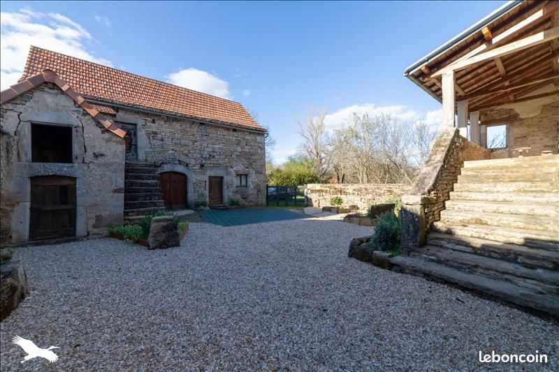 Maison 4 pièces 115 m² (image 1)