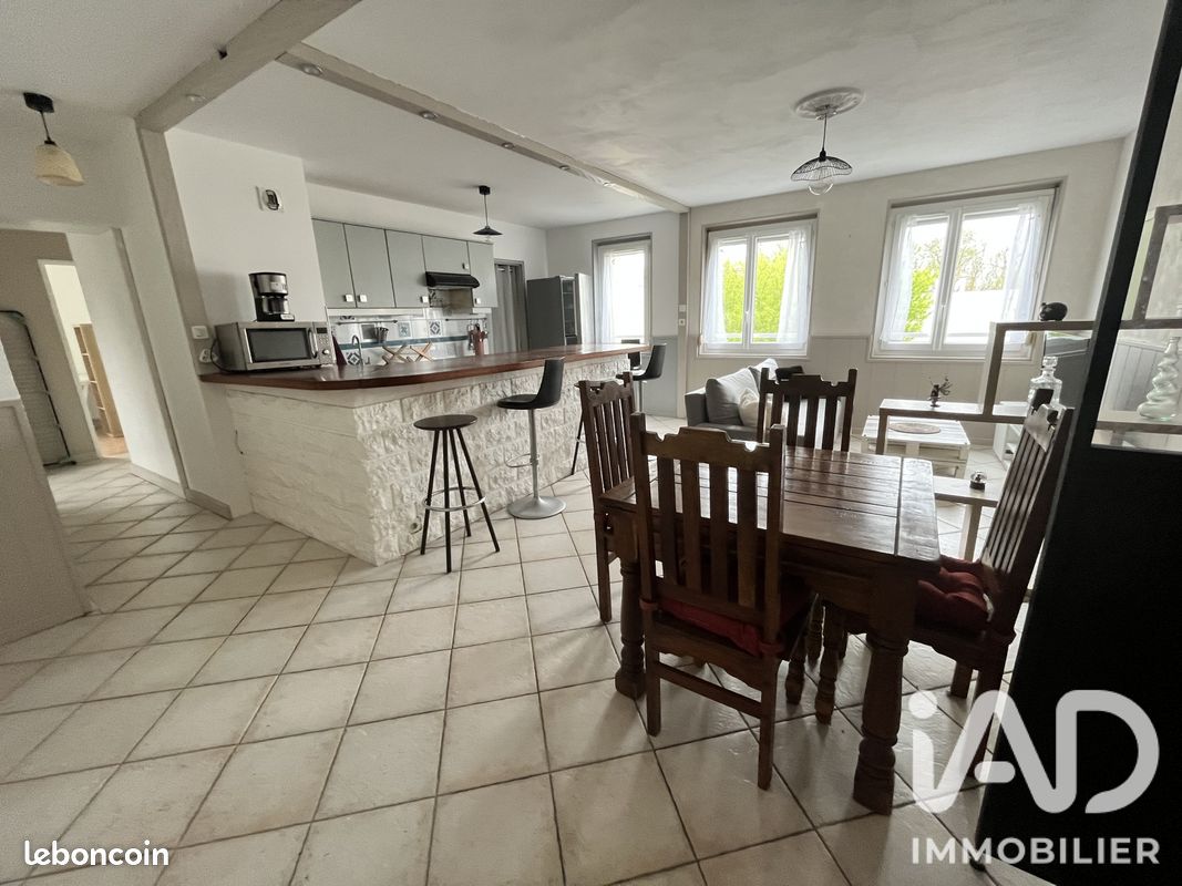 Appartement 1 pièce 78 m² · à Trappes · 78 m² · 550 €/mois