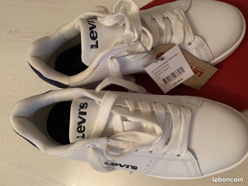 Basket Levis Chaussures Rue De Levis Levi's RUCKER Noir Chaussures