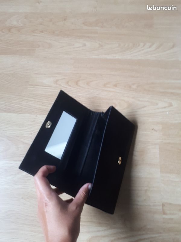 Pochette de soirée noire (image 2)