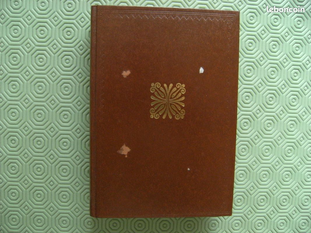 5 tomes Sélection du Reader's Digest - Beaux livres - 20 romans (image 2)
