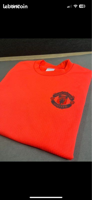Pull Adidas x Manchester united (image 2)