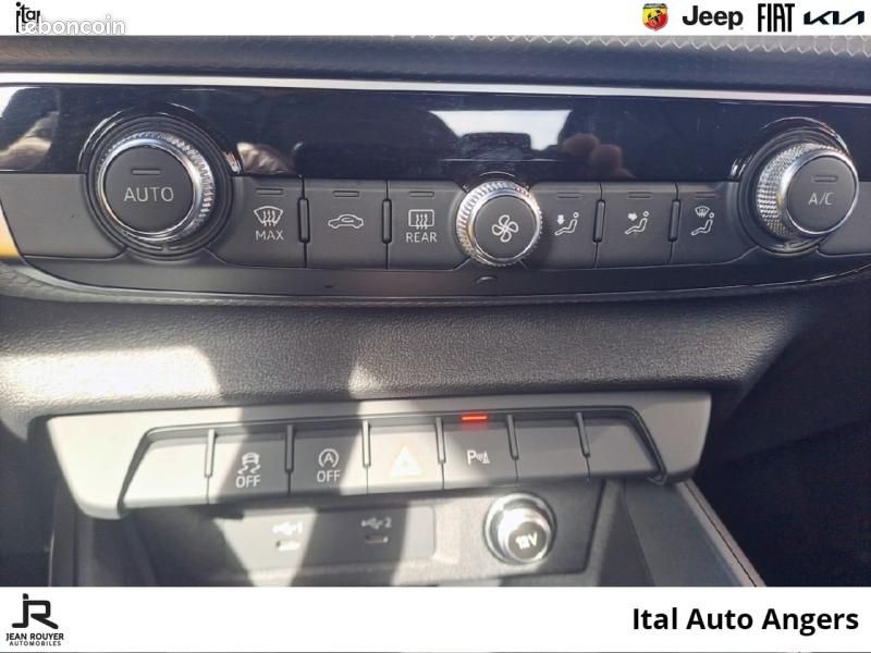 Audi A1 Sportback 25 TFSI 95ch S line S tronic 7 (image 15)