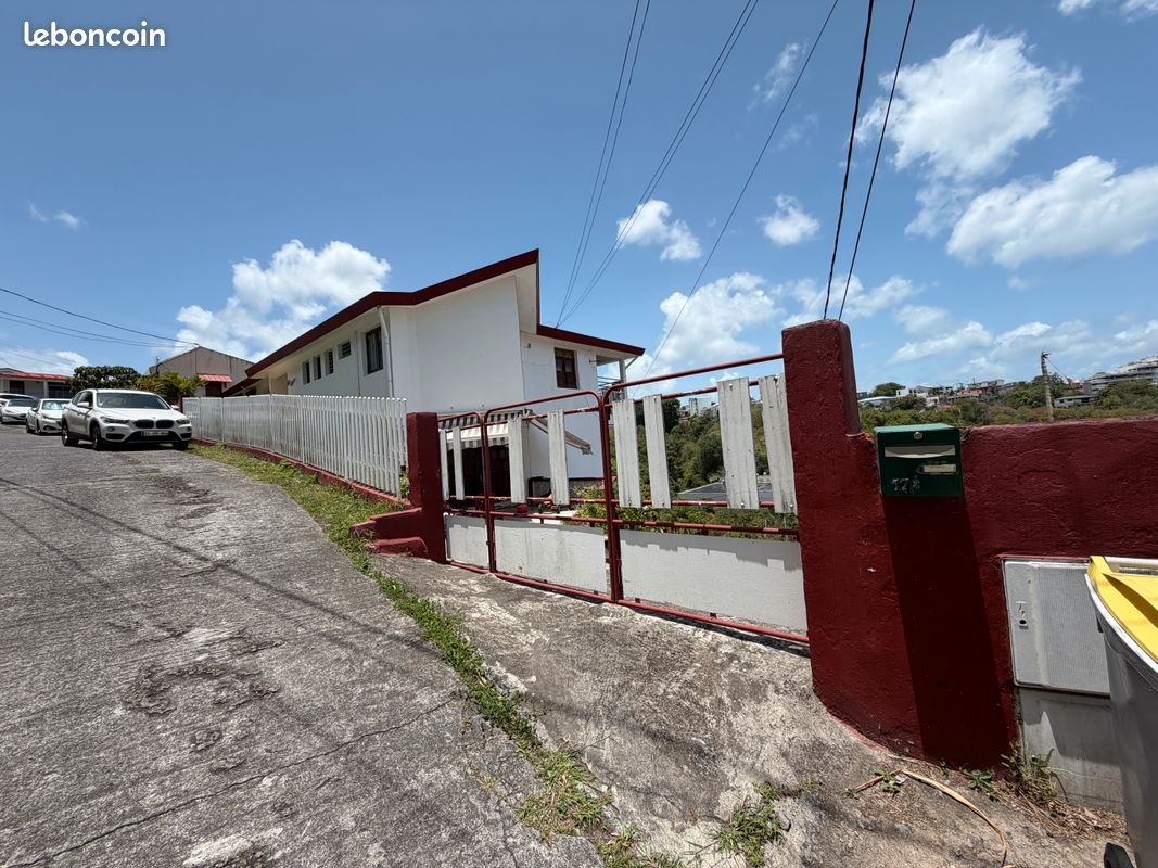 Location T2 Meublé Schoelcher Madiana 750 (image 3)