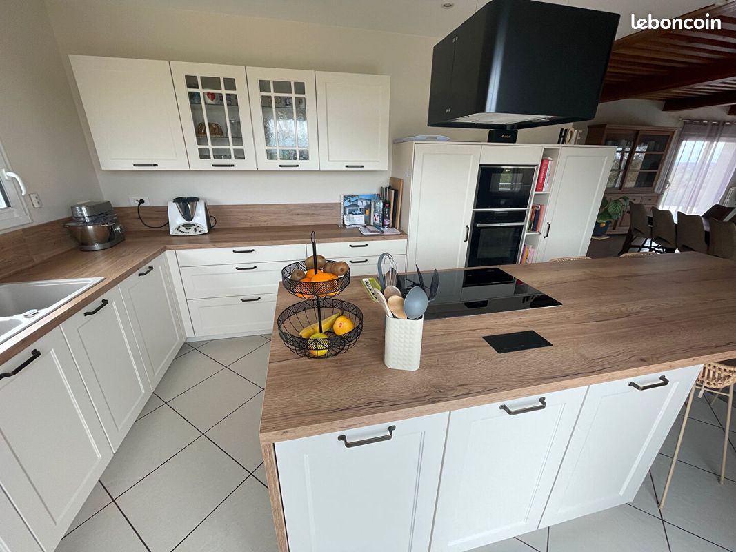 Villa 9 pièces 270 m² (image 6)