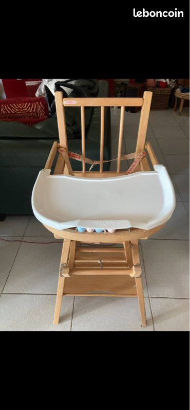 Chaise haute Combelle en bois (image 1)