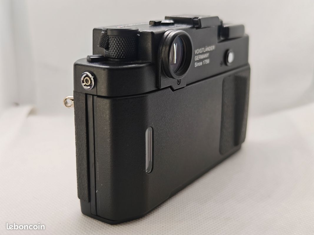 Voigtländer Bessa R3M filmový fotoaparát 35mm | FOTO-VIDEO-SHOP