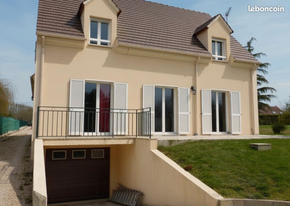 Maison 5 pièces 133 m² · à Garancières · 133,5 m² · 1 700 €/mois