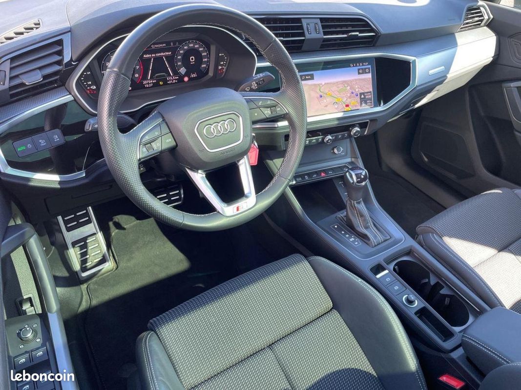 Audi Q3 45 TFSI e 245ch S line S tronic 6 (image 9)