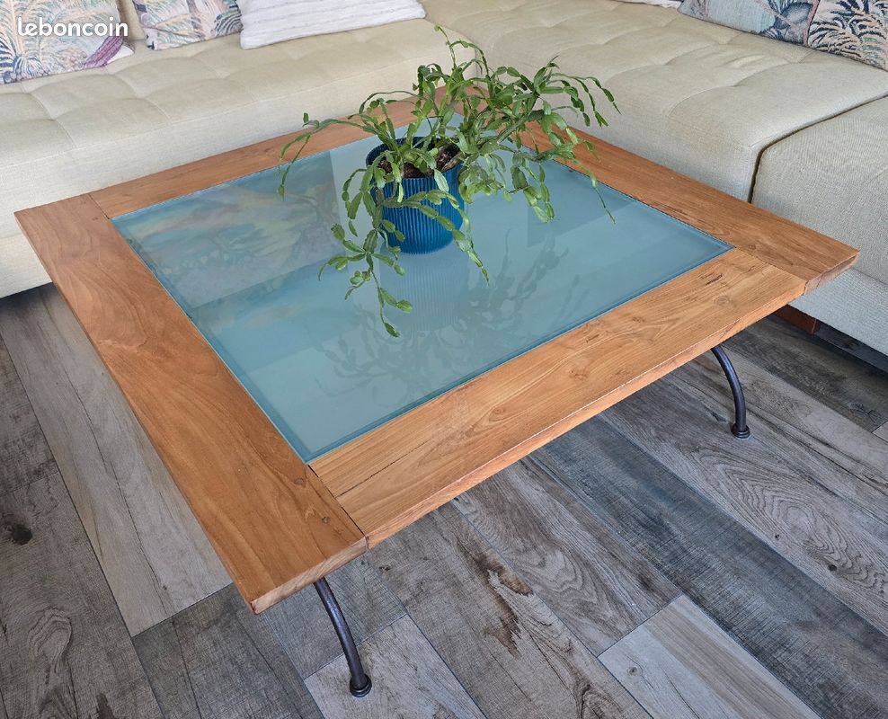 Table basse fer forgé plateau de verre et bois massif (image 1)