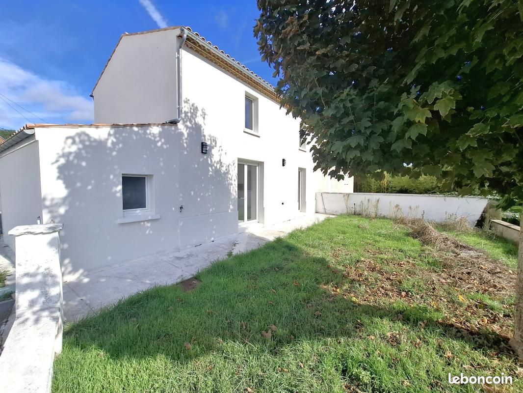 Maison 4 pièces 155 m² · à Medis 17600 · 155 m² · 353 425 €