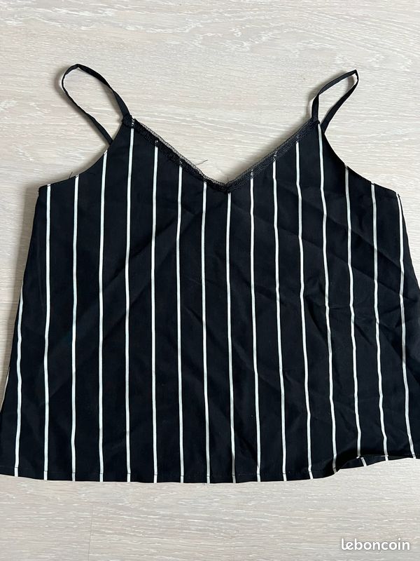 Vêtements femme/ado XS (image 1)