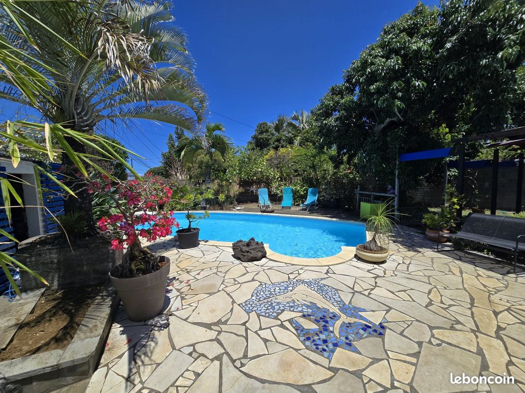 Maison 7 pièces 146 m² · à Saint-Pierre · 146 m² · 545 000 €