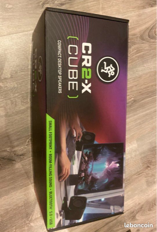 Cr2-x cube (image 1)