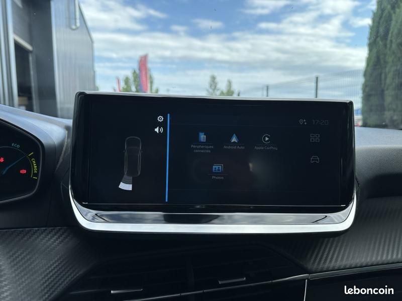 Peugeot 208 1.2 Hybrid 110ch Style e-DCS6 (image 27)