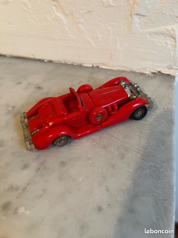 Gobots - Good Knight 34 Friendly Robot Car (image 9)