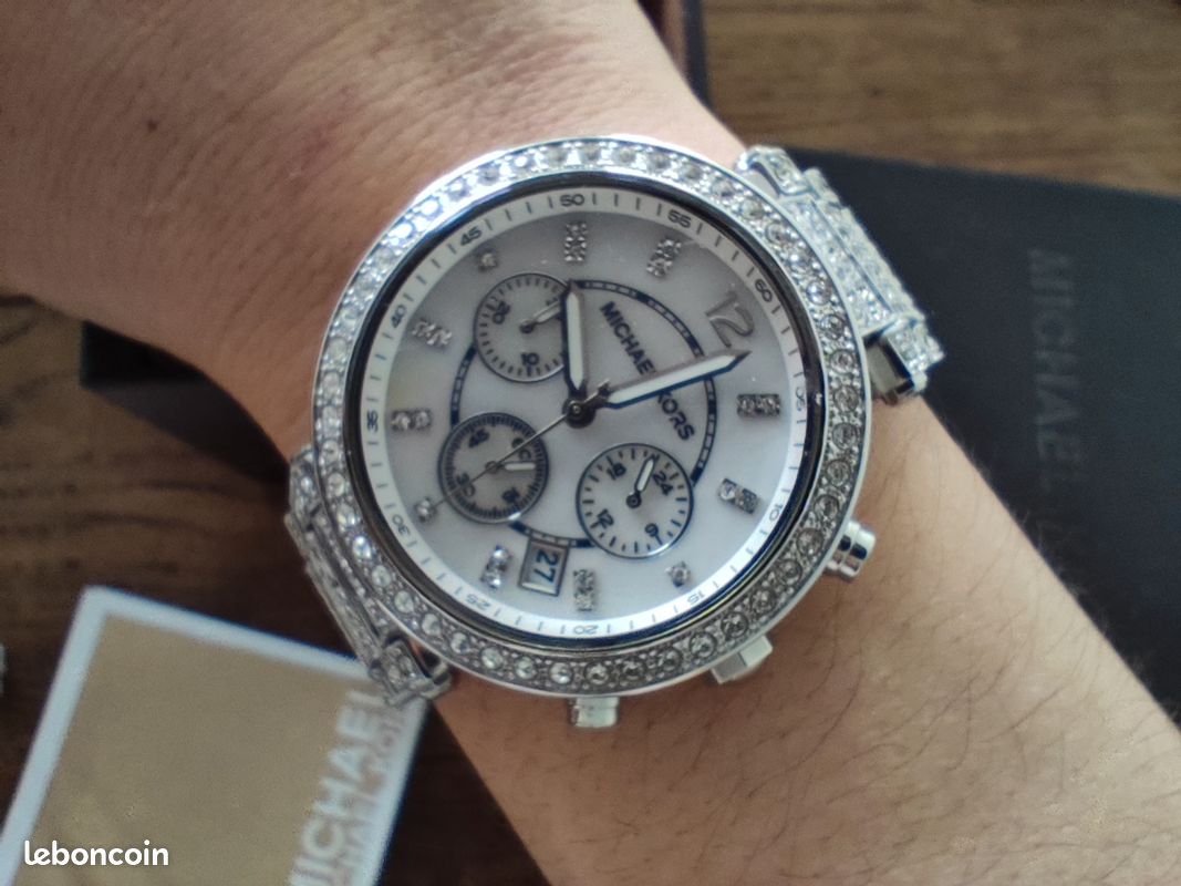 Montre Michael Kors Parker MK5572 Femme – Argent Strass - Main Image