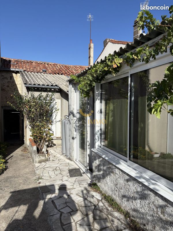 Maison 3 pièces 71 m² · à Bressuire · 71 m² · 66 000 €