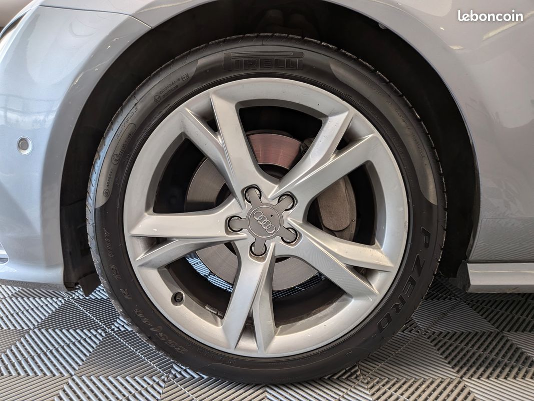 Audi a7 sportback 3.0 tdi 218 ch s line quattro sieges chauffants av / ar toit ouvrant etat proche du neuf (image 11)