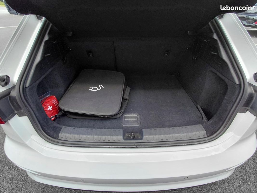 AUDI A3 SPORTBACK 1.4 40 TFSIE 204H 150 PHEV HYBRID 25.7KWH S-LINE S-TRONIC BVA / Toit Panoramique / Garanti (image 27)