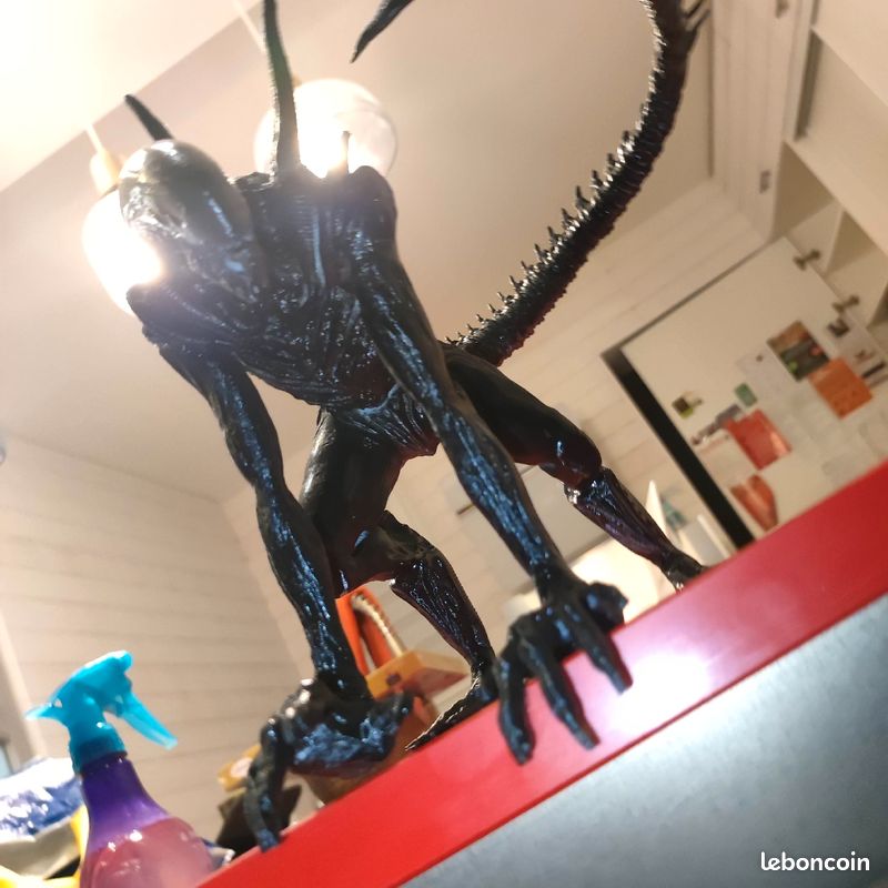 Figurine alien xenomorph impression 3D , hauteur 26cm (image 4)
