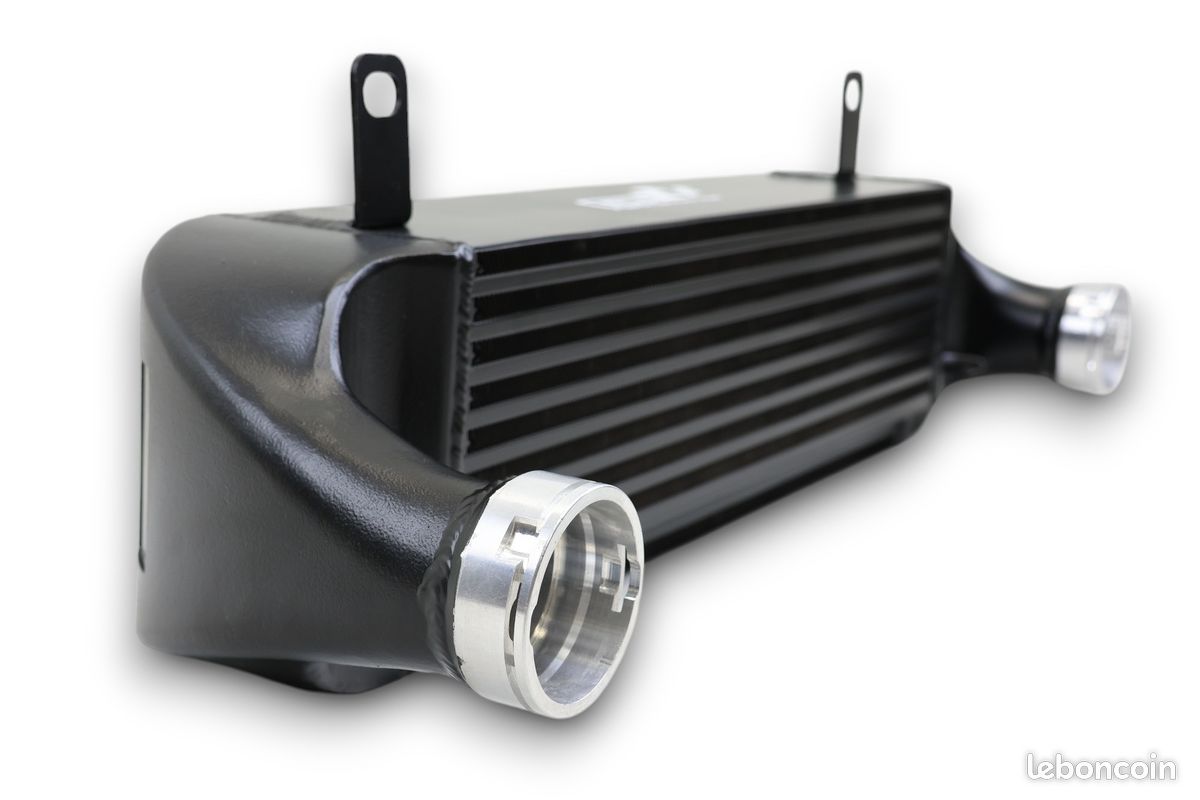 Kit Echangeur Air Gros Volume BMW 318D 320D 330D E46 Intercooler Turbo 183 184 204 136 150 CD XD TD 330XD 330CD 320CD 320TD Berline coupé cabriolet touring Break compact (image 4)