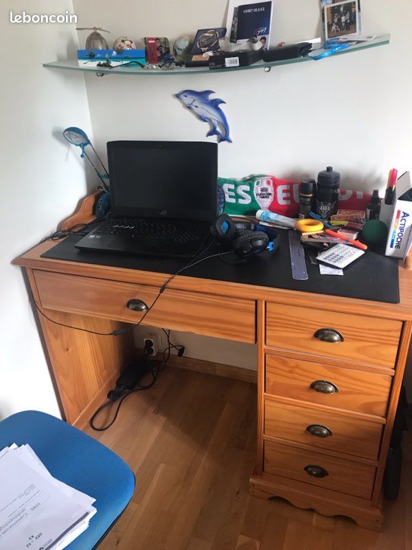 Bureau en bois type chaîne clair (image 1)