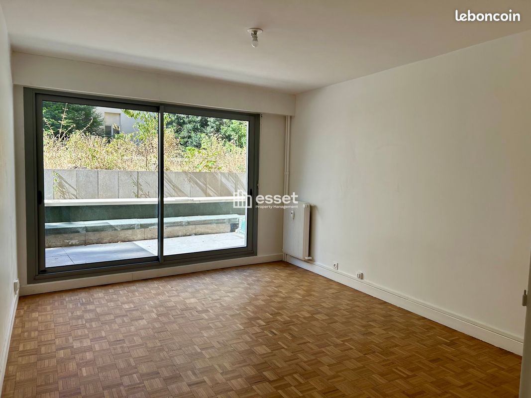 Appartement 3 pièces 58 m² · à Paris · 58 m² · 1 854 €